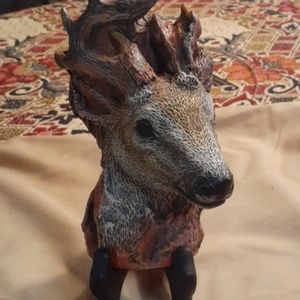 Deer decor.
